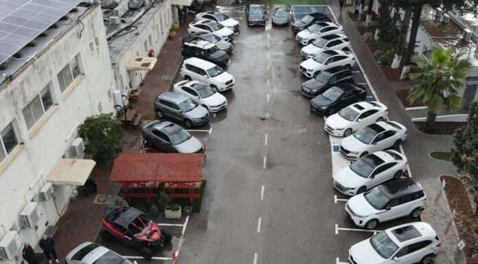 Incroyable : c’ets la flotte de voitures de luxe de la famille criminelle arabe Abu Latif